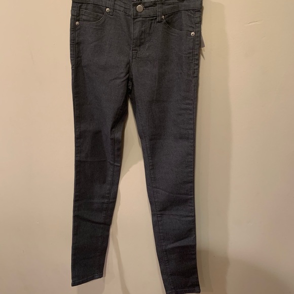 Forever 21 Denim - Classic Grey Skinny Jeans NWT